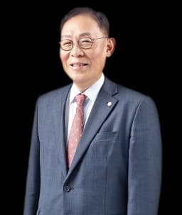 김영흠