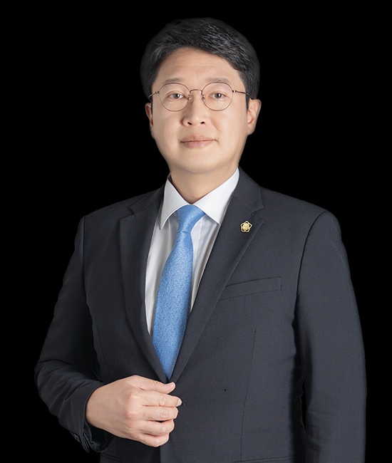 서울변호사 정우석